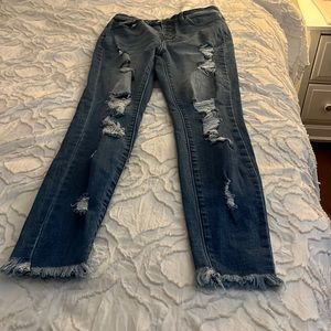 KANCAN Ripped Jeans